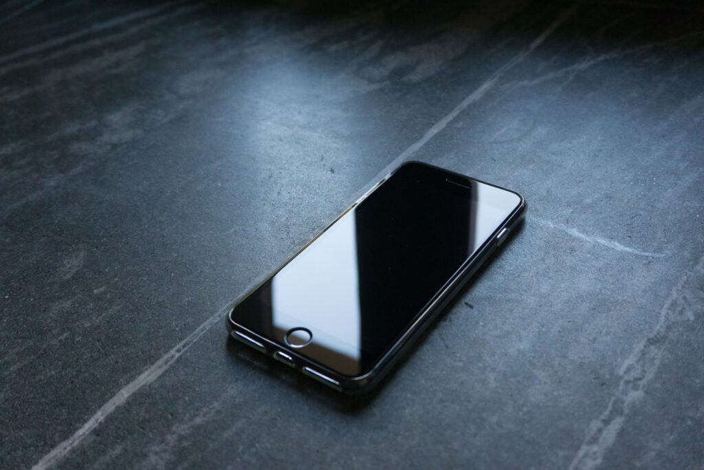 Contacto Diogenes Salas Marbella jet black iPhone 7